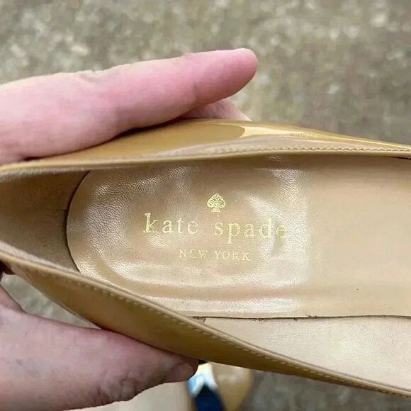 Vintage Kate Spade Beige Black Patent Leather Wedges Women’s Size 8.5 - Picture 6 of 10